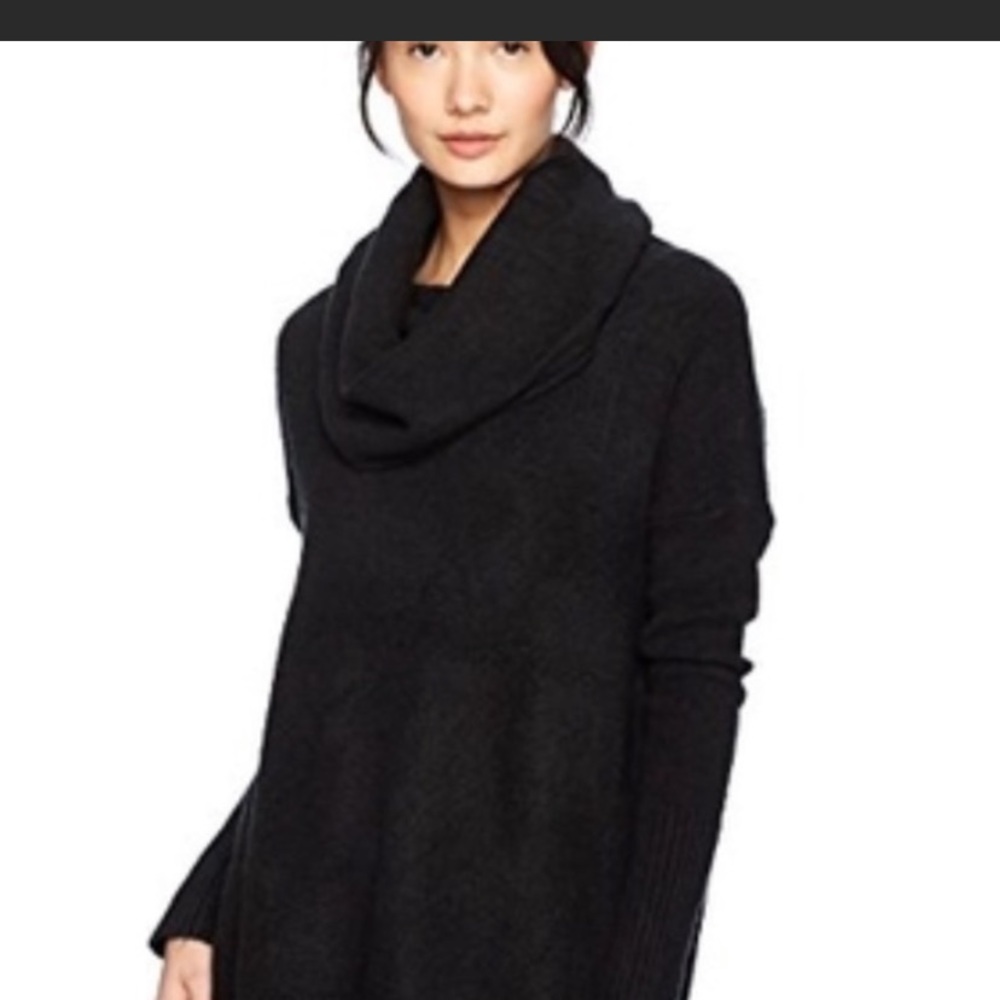 Cowl neck sweater black